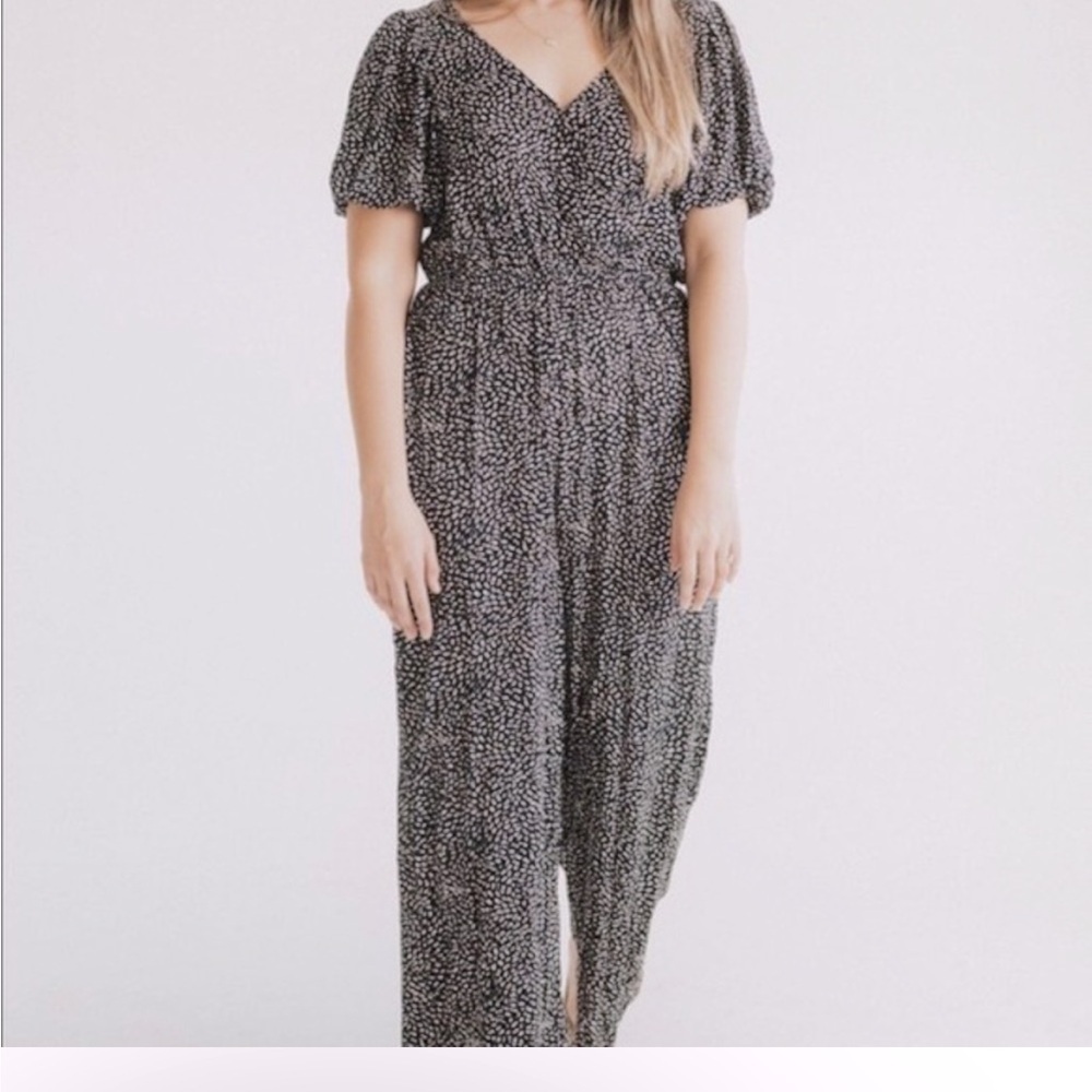Carly Jean‎ Los Angeles Louisa Brown Ditzy Floral Gauzy Jumpsuit
